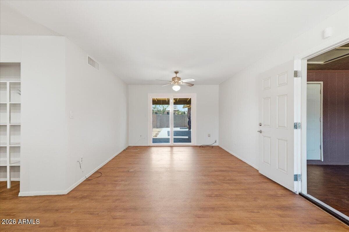 5407 W MONTE VISTA Road, Phoenix, AZ 85035 — photo 45 of 51