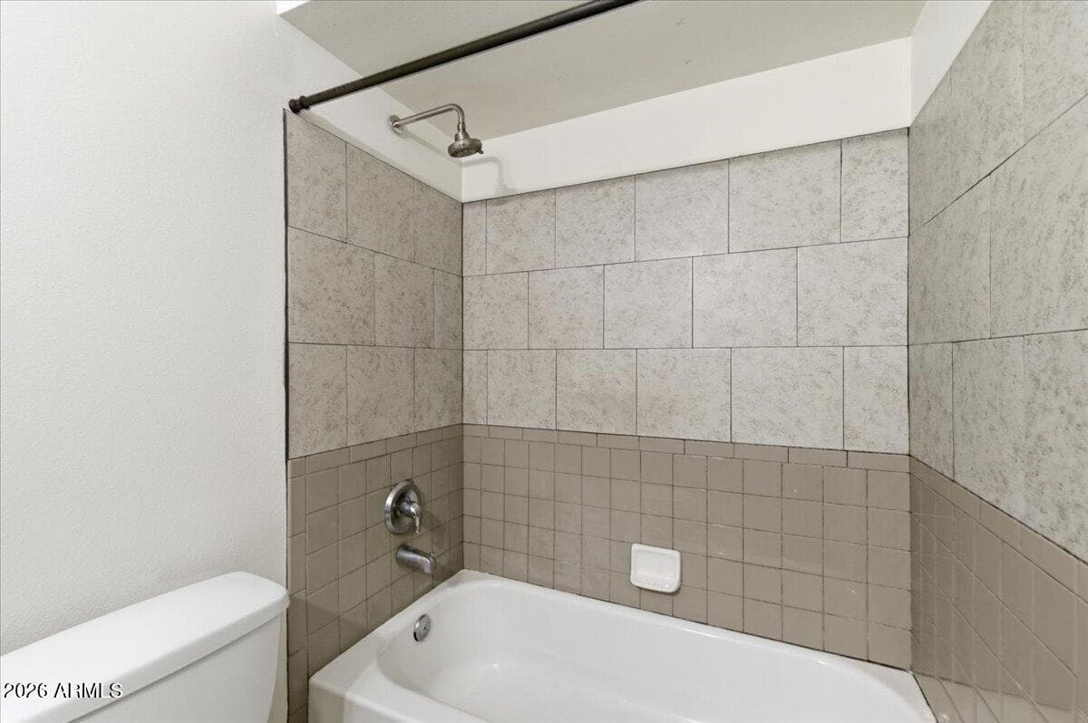 5407 W MONTE VISTA Road, Phoenix, AZ 85035 — photo 23 of 51
