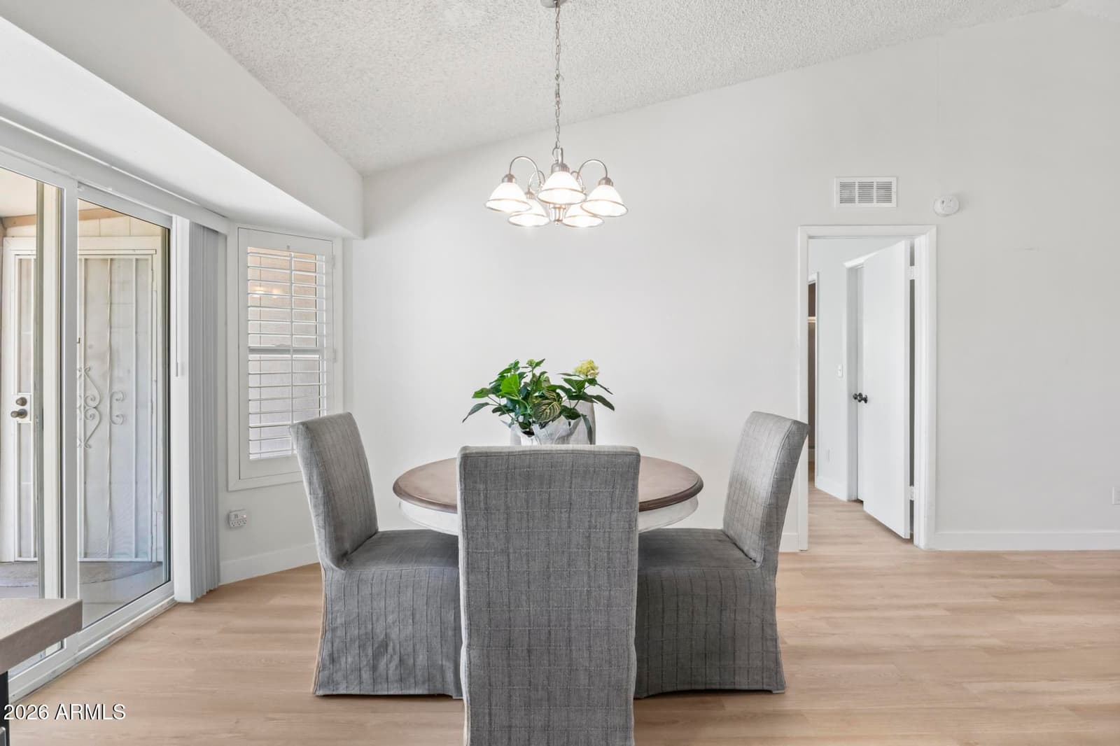 3025 E BREMEN Street, Phoenix, AZ 85032 — photo 10 of 37