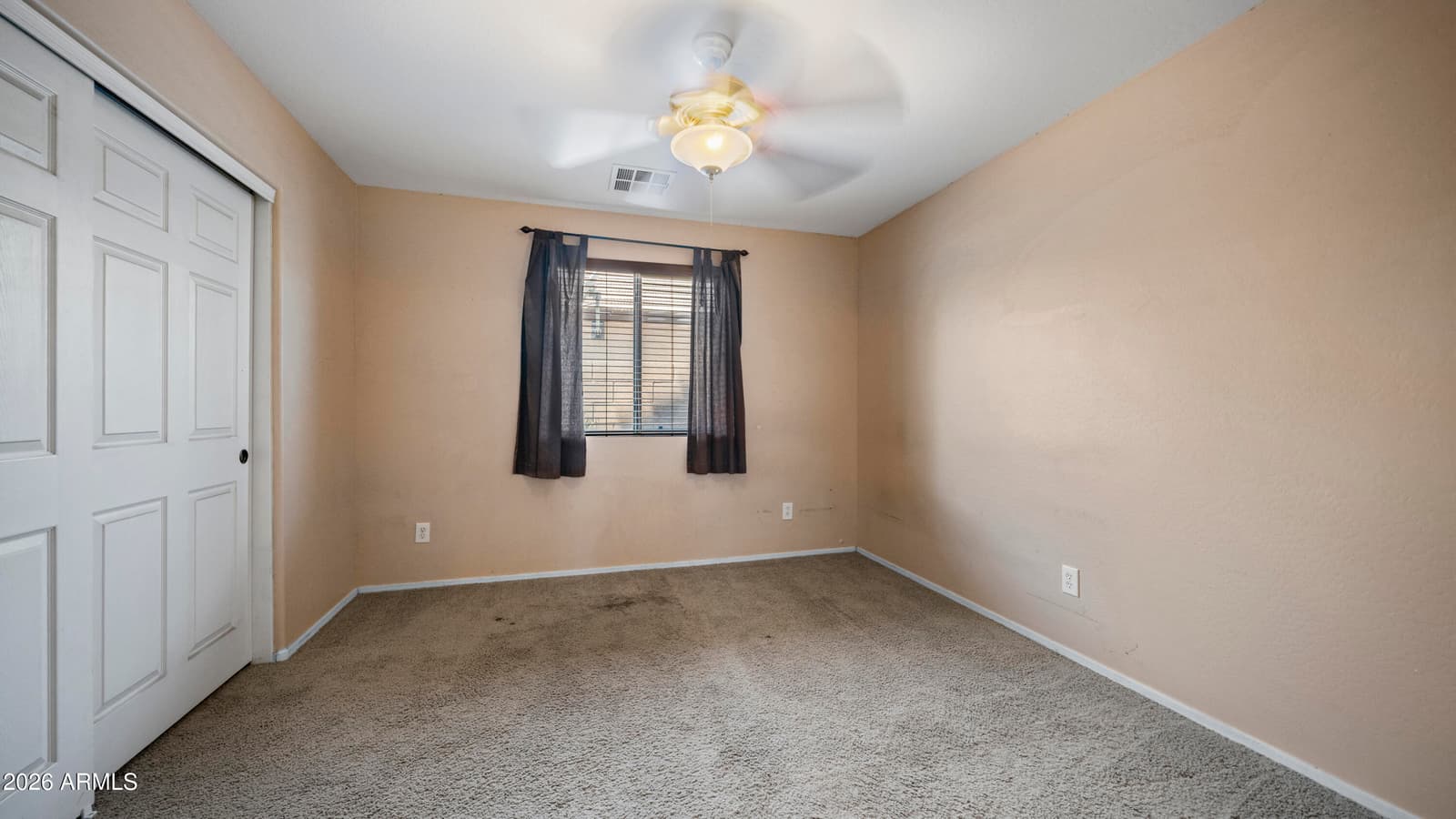 18182 W DESERT Lane, Surprise, AZ 85388 — photo 6 of 27