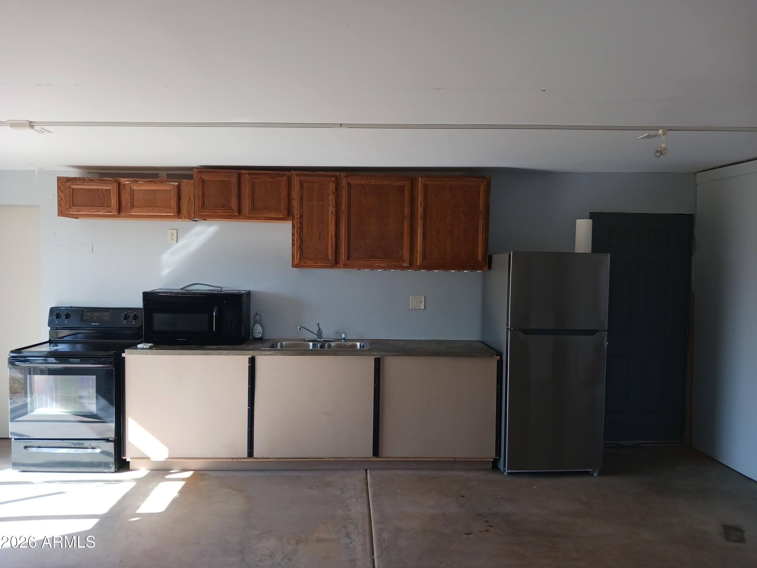 25408 W ADAMANDA Drive, Morristown, AZ 85342 — photo 29 of 36