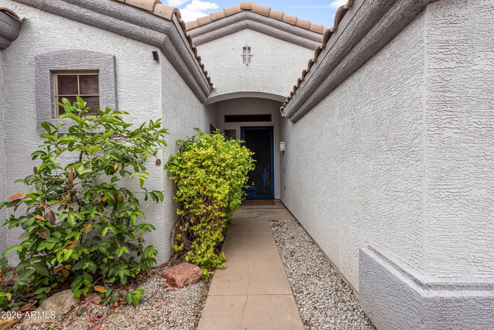 3718 S SETON Avenue, Gilbert, AZ 85297 — photo 8 of 37