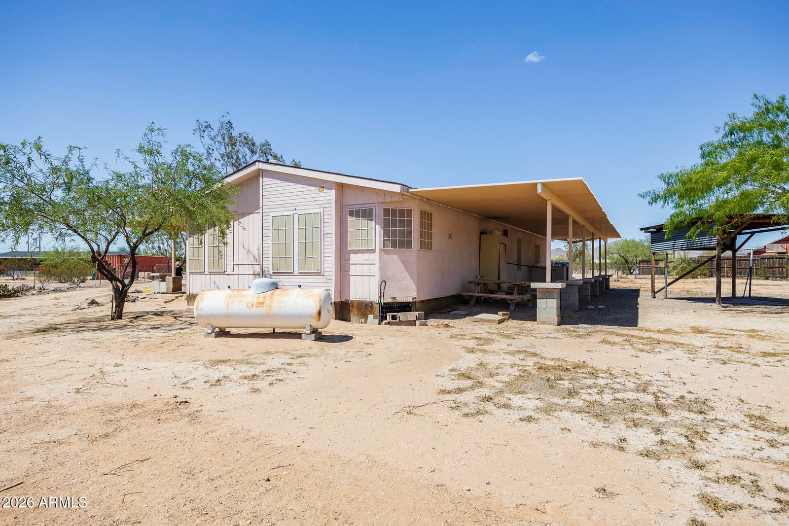 15761 W HOPI Drive, Casa Grande, AZ 85122 — photo 4 of 48
