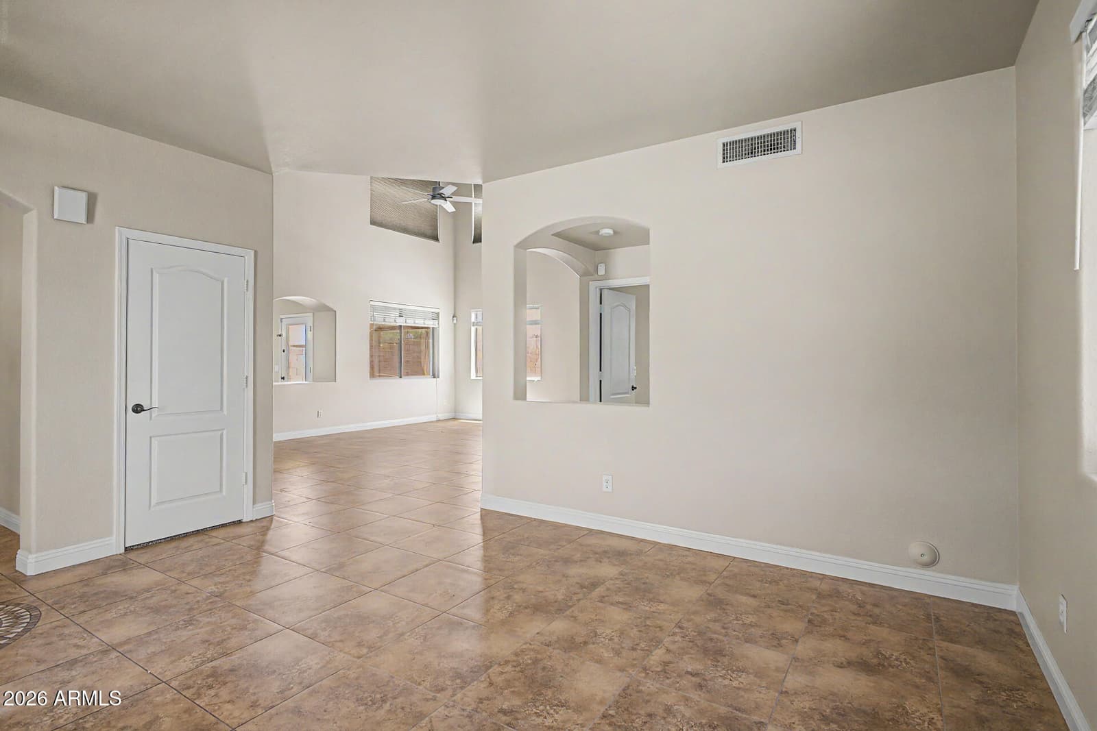 4415 E RUNAWAY BAY Drive, Chandler, AZ 85249 — photo 4 of 38