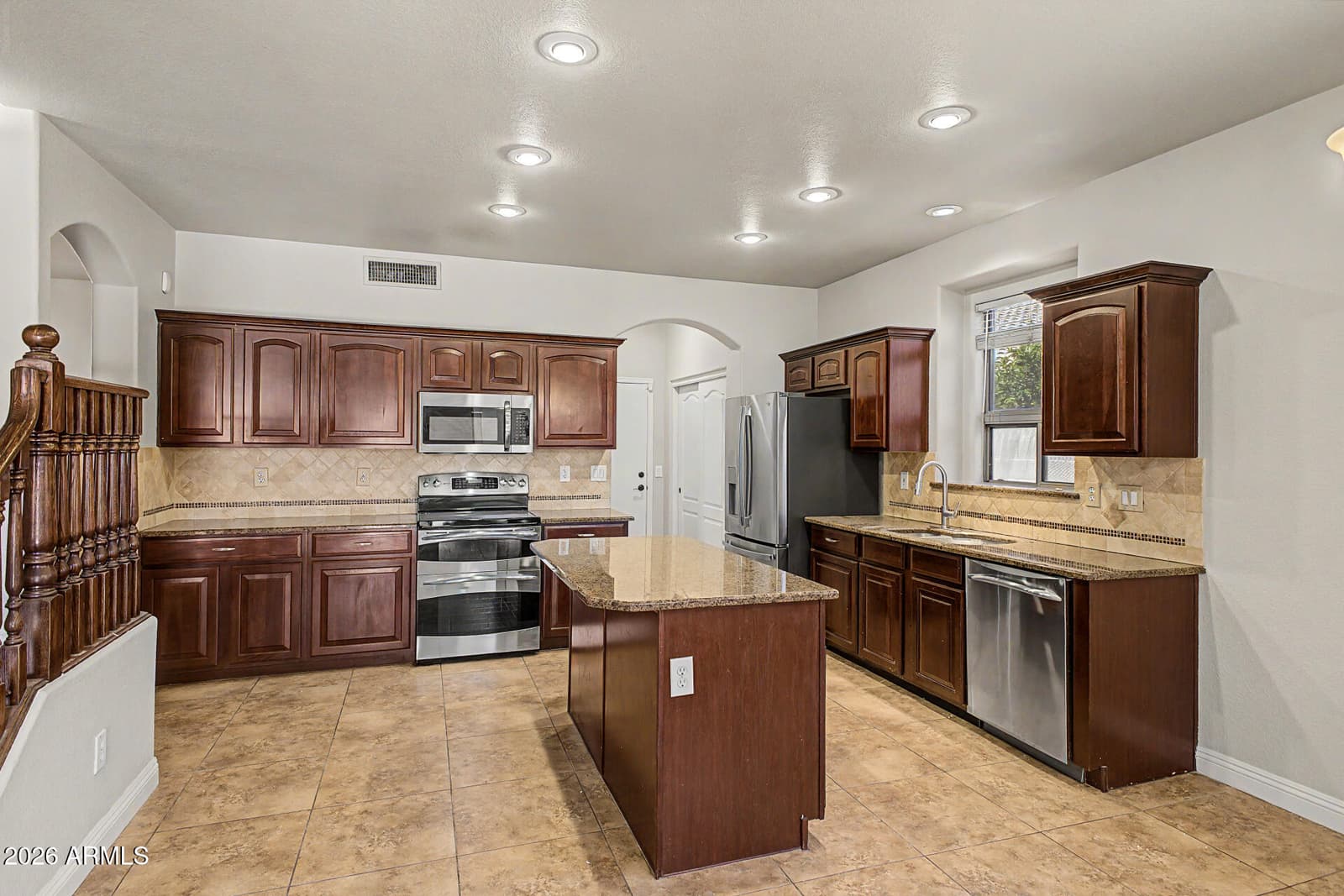 4415 E RUNAWAY BAY Drive, Chandler, AZ 85249 — photo 12 of 38