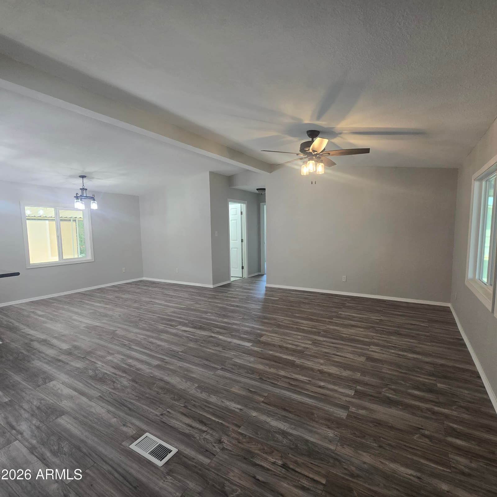 2701 E UTOPIA Road 29, Phoenix, AZ 85050 — photo 11 of 38