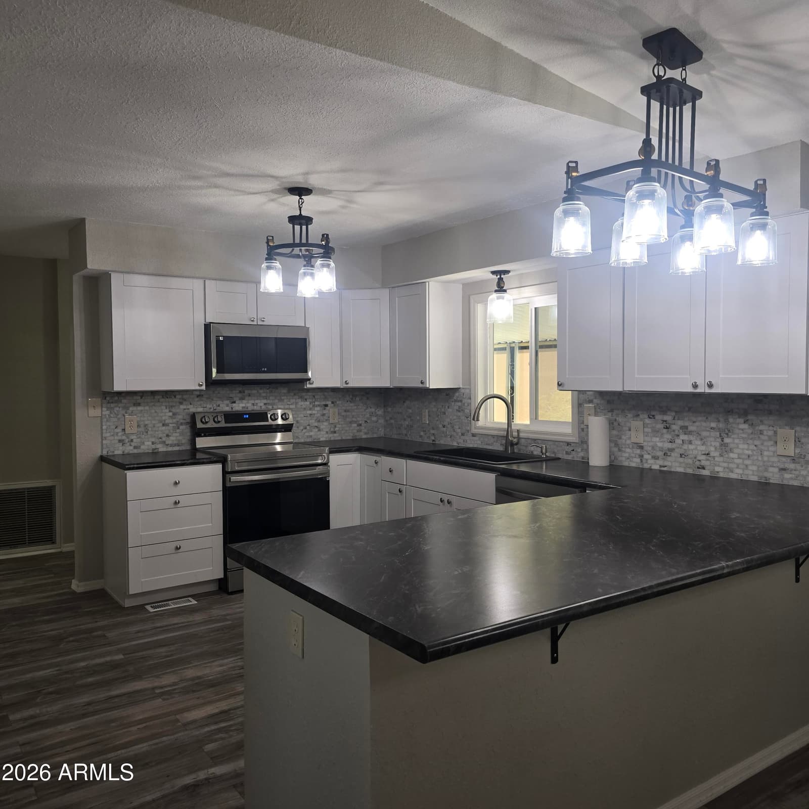 2701 E UTOPIA Road 29, Phoenix, AZ 85050 — photo 15 of 38