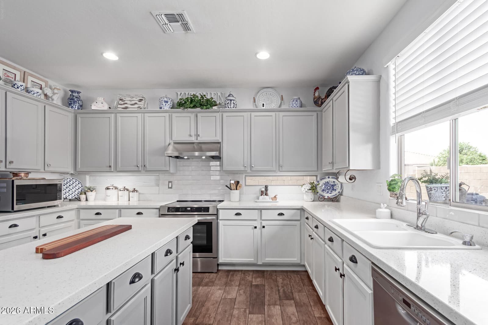 17538 W MARSHALL Lane, Surprise, AZ 85388 — photo 12 of 35