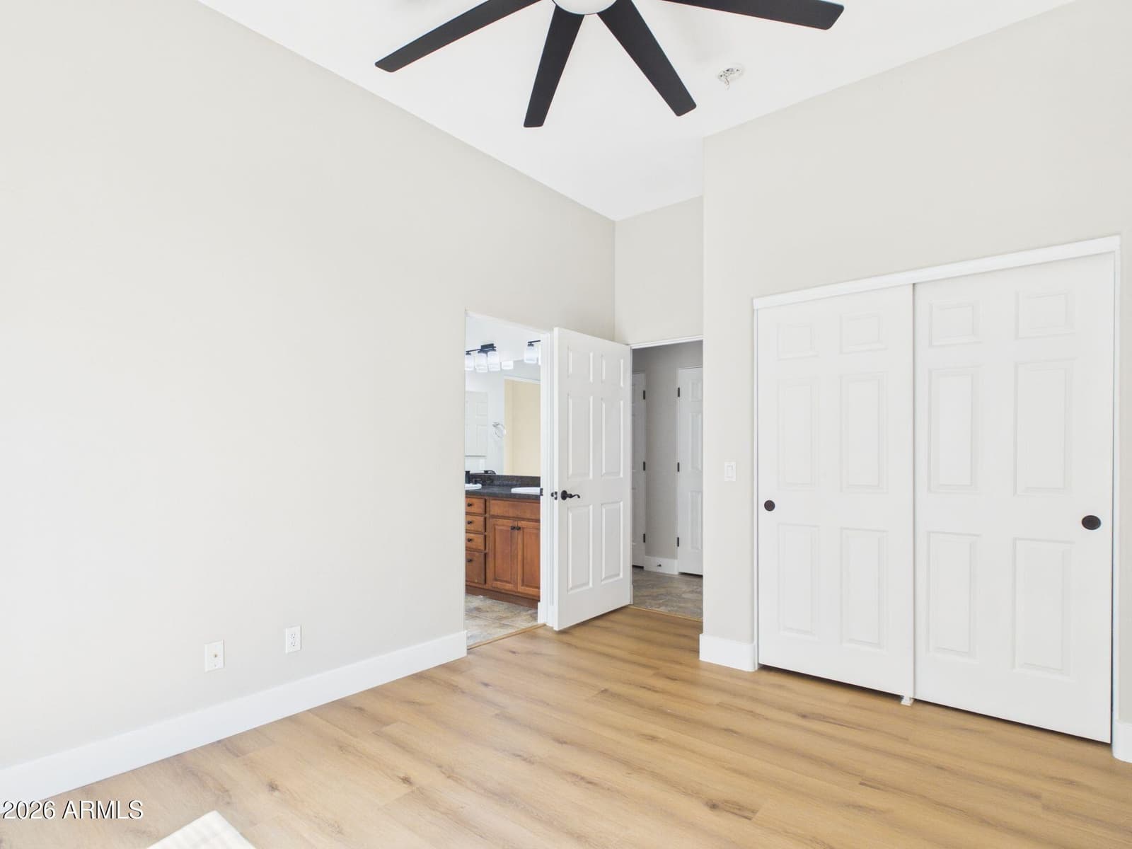 2926 E HARTFORD Avenue, Phoenix, AZ 85032 — photo 23 of 81