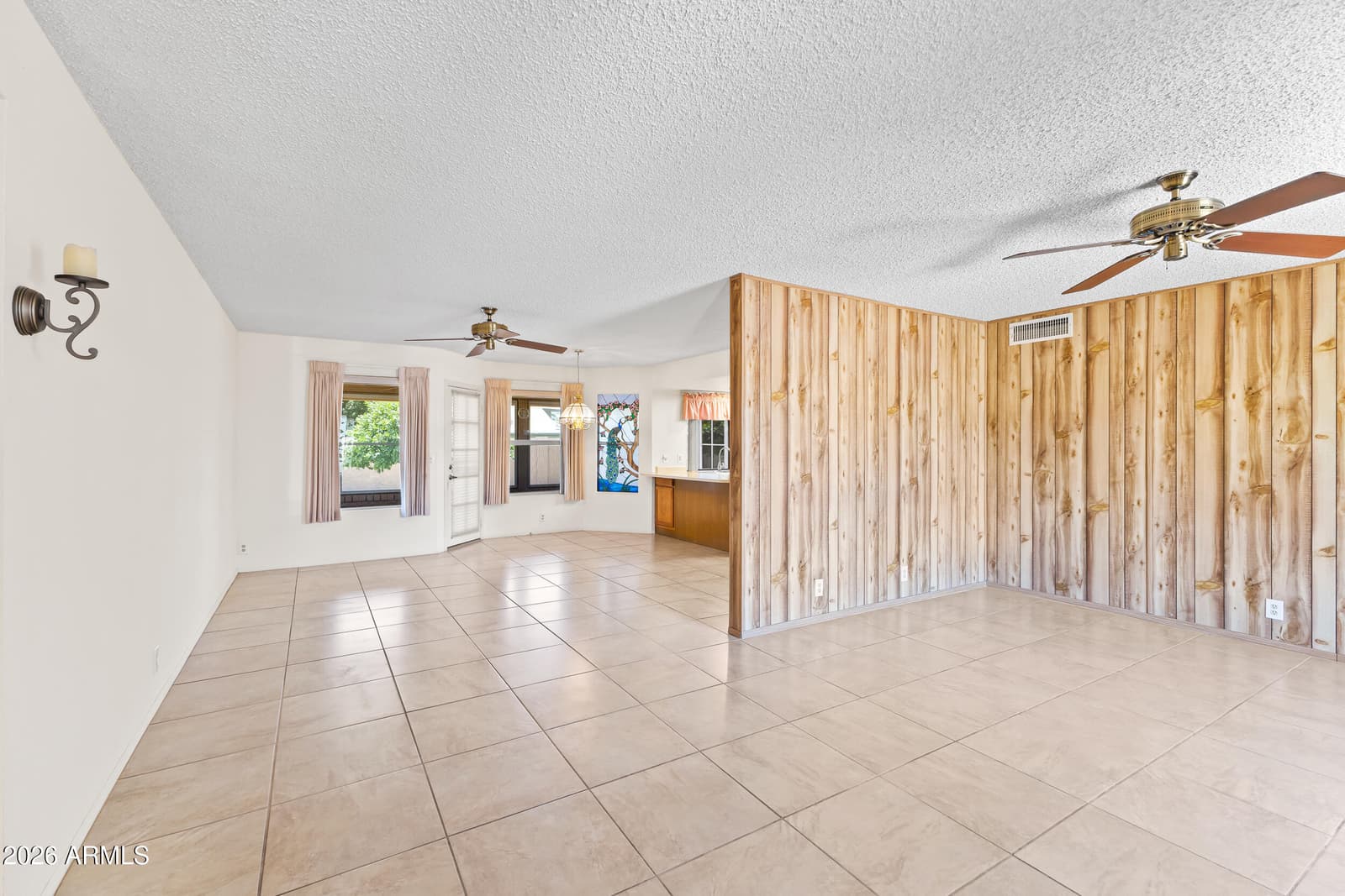 9821 W ORAIBI Drive, Peoria, AZ 85382 — photo 6 of 39