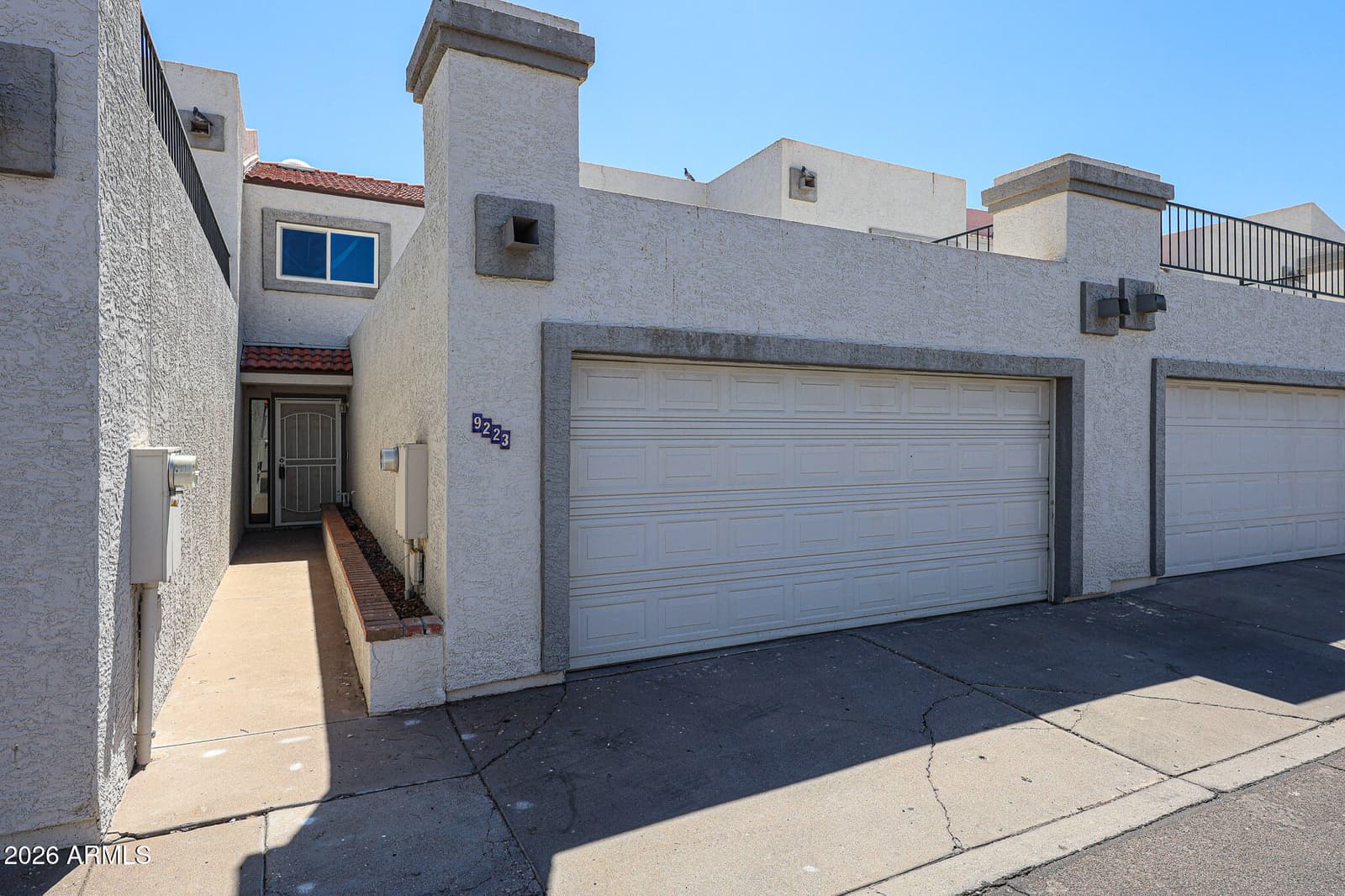 9223 N 47TH Court, Glendale, AZ 85302 — photo 1 of 27