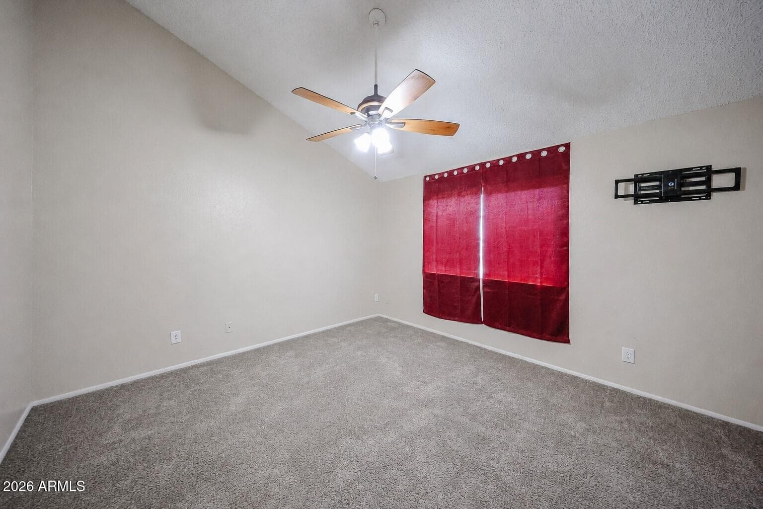 9223 N 47TH Court, Glendale, AZ 85302 — photo 13 of 27