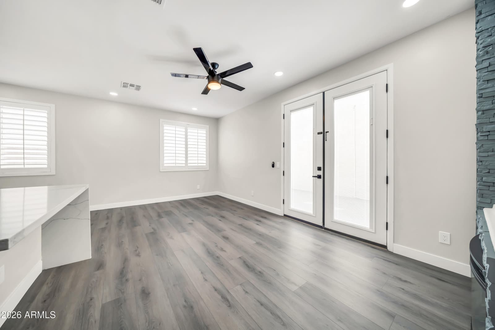 3031 S 101ST Drive, Tolleson, AZ 85353 — photo 10 of 43