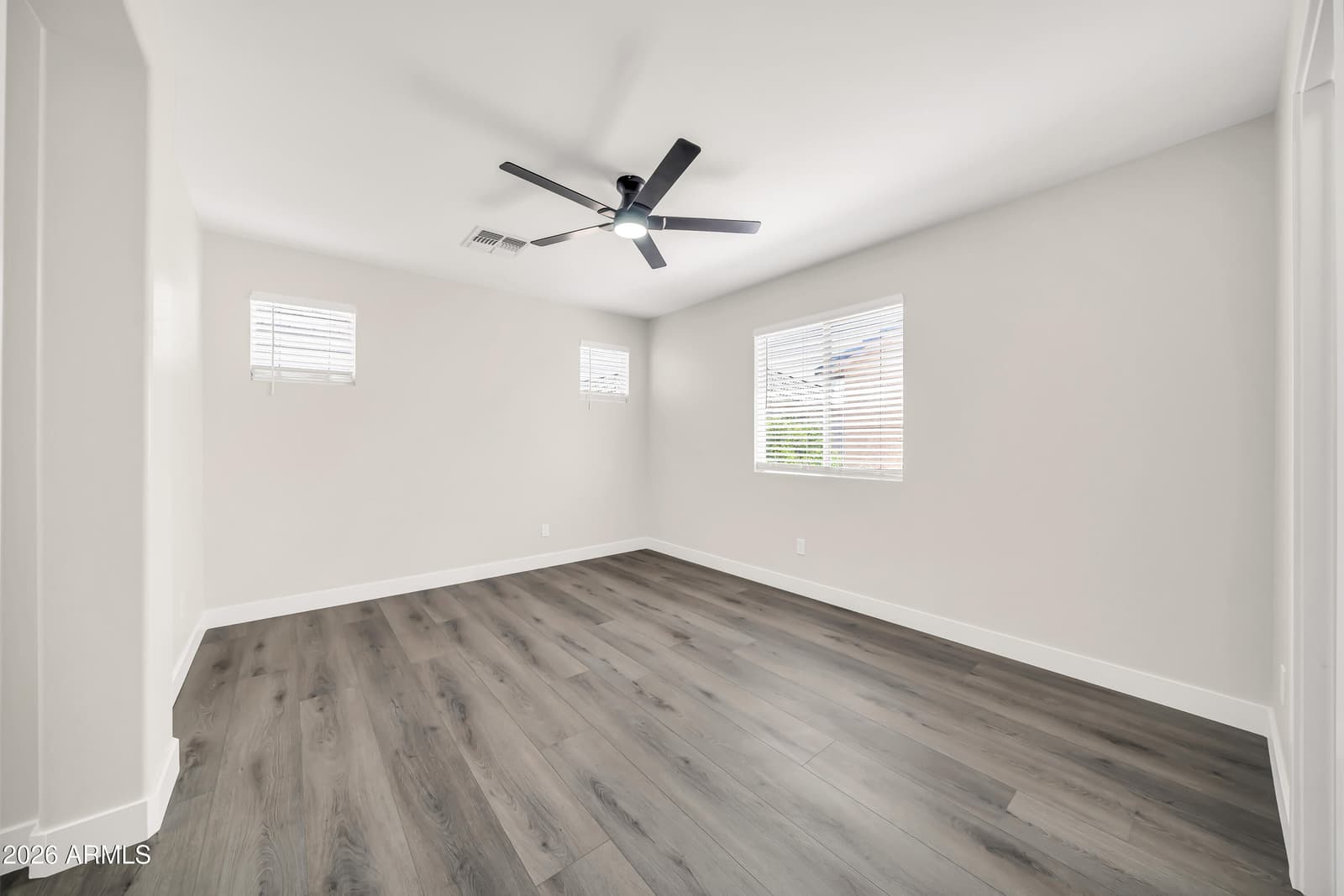 3031 S 101ST Drive, Tolleson, AZ 85353 — photo 17 of 43