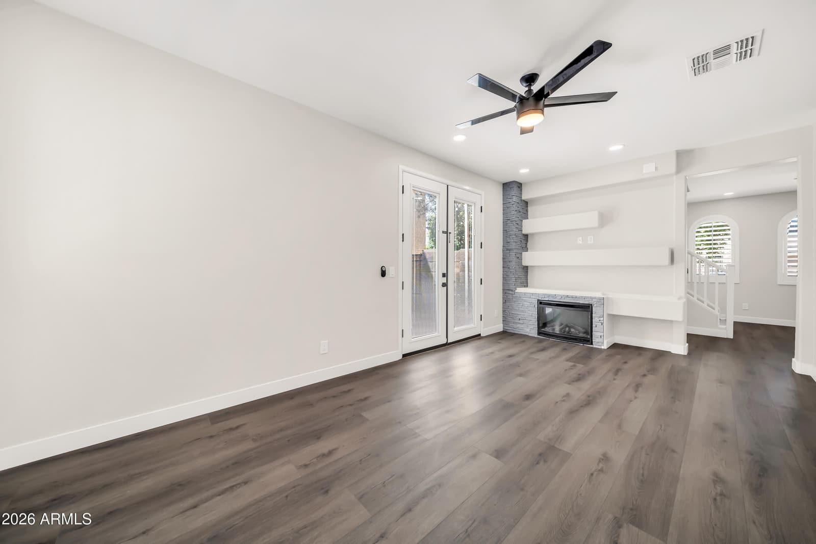 3031 S 101ST Drive, Tolleson, AZ 85353 — photo 11 of 43