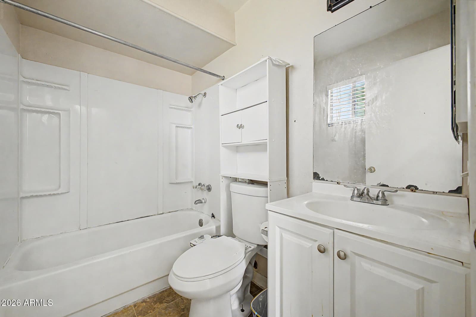 9822 N 47TH Drive, Glendale, AZ 85302 — photo 14 of 28
