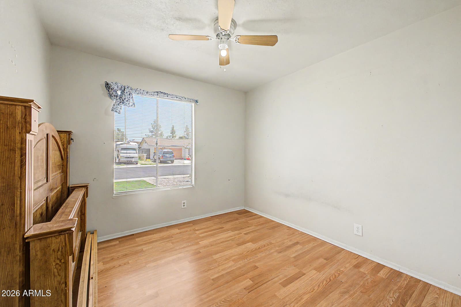 9822 N 47TH Drive, Glendale, AZ 85302 — photo 17 of 28