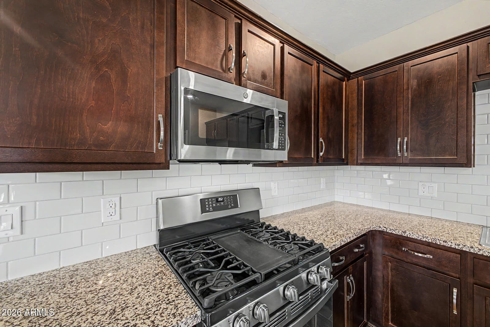 185 W JAMAICA Place, Casa Grande, AZ 85122 — photo 16 of 48