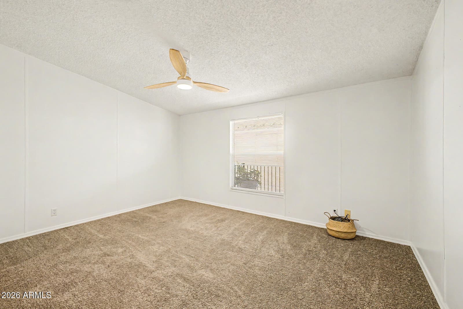 2140 E Michigan Avenue 31, Phoenix, AZ 85022 — photo 18 of 28
