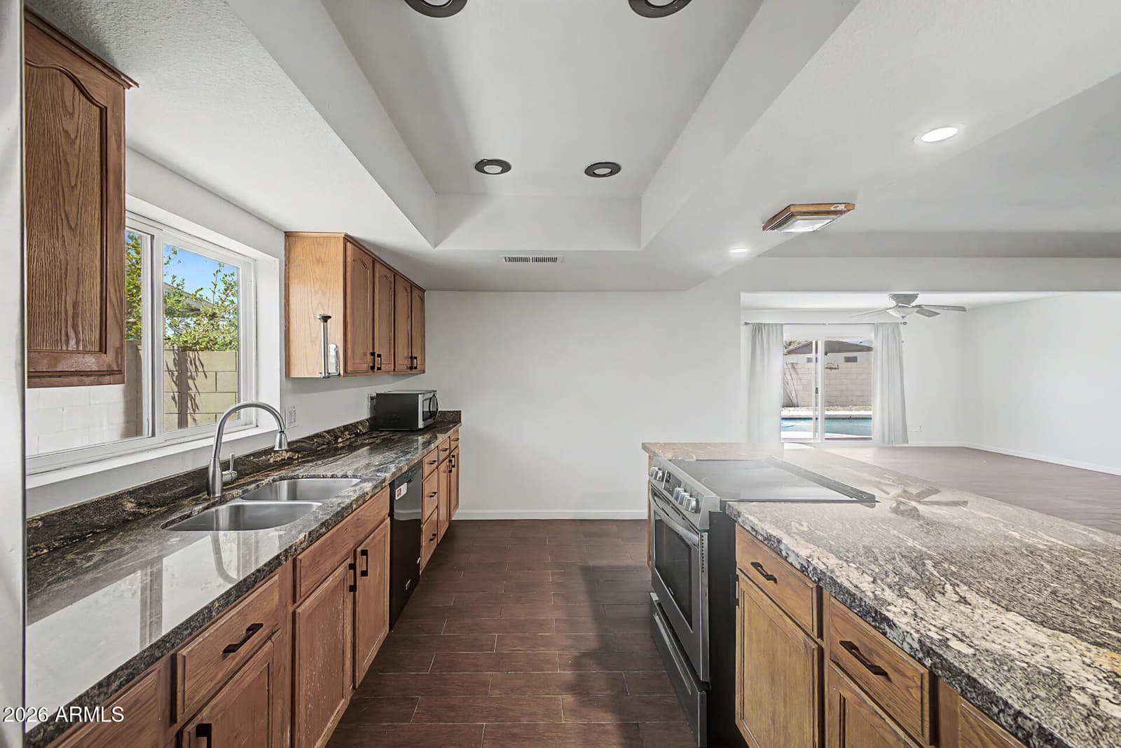 4742 W PARADISE Drive, Glendale, AZ 85304 — photo 5 of 24
