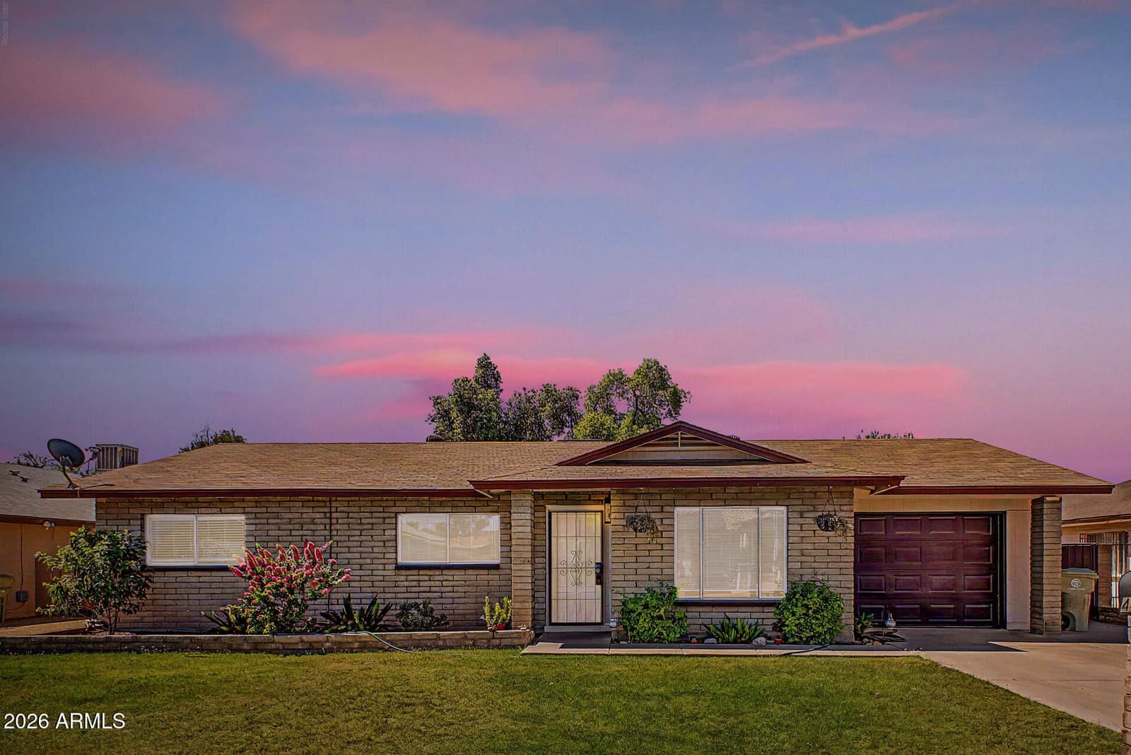 4519 W GARDENIA Avenue, Glendale, AZ 85301 — photo 1 of 22