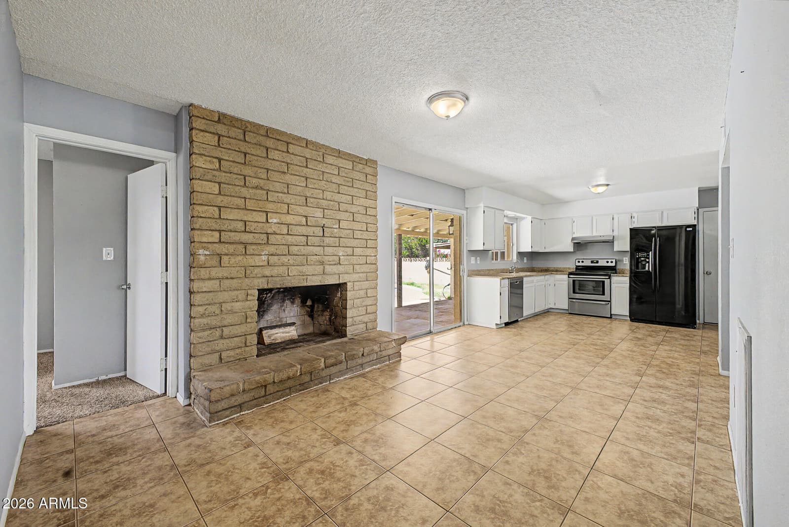 4519 W GARDENIA Avenue, Glendale, AZ 85301 — photo 8 of 22