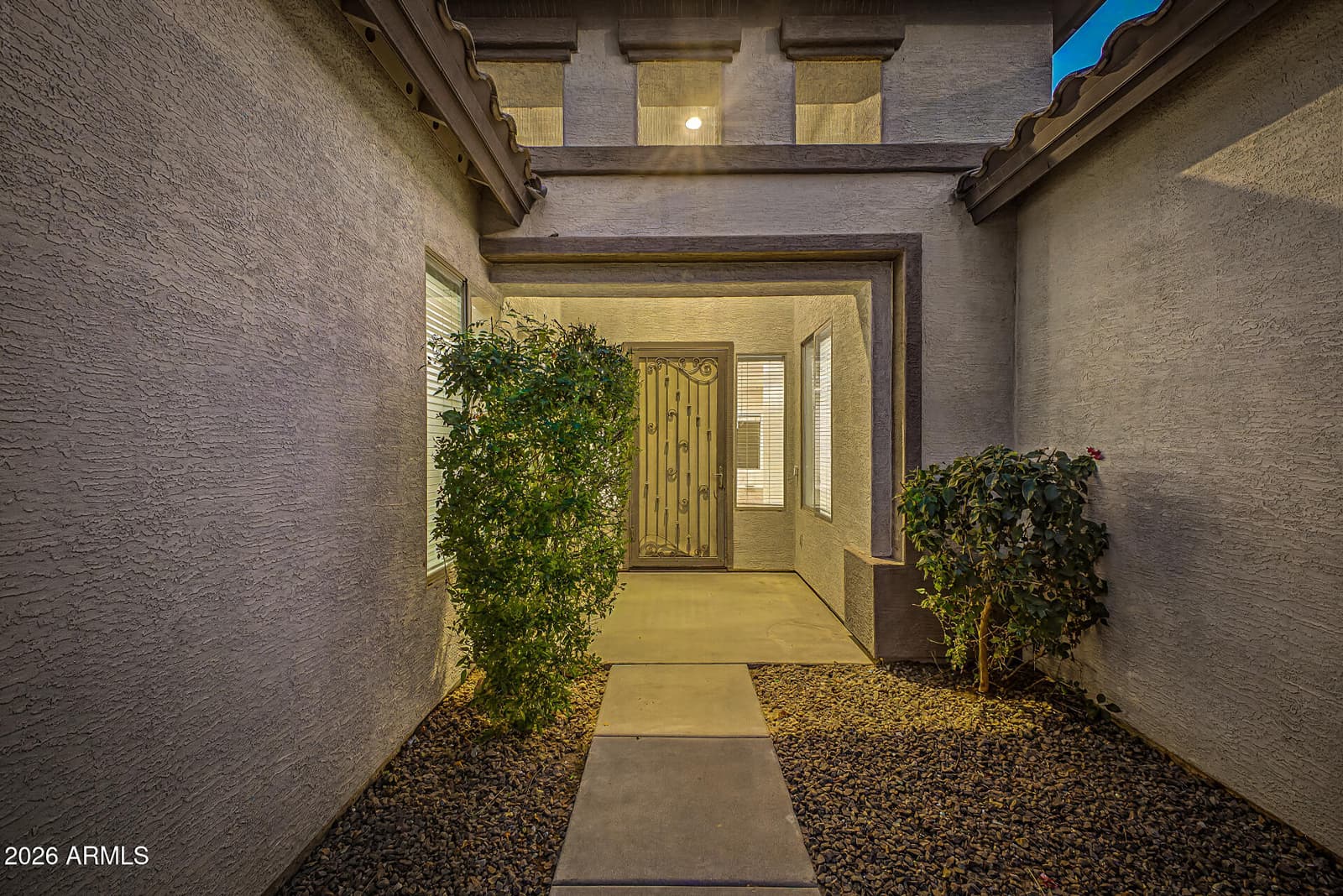 5610 S Eucalyptus Place, Chandler, AZ 85249 — photo 5 of 68