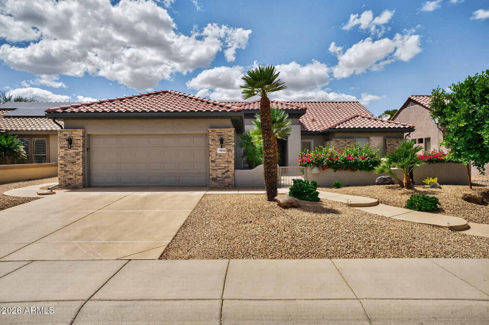 19850 N SHADOW MOUNTAIN Drive, Surprise, AZ 85374 — photo 4 of 71