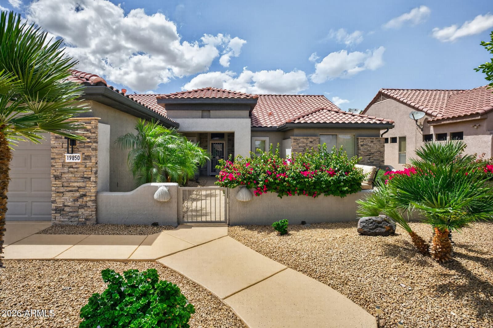 19850 N SHADOW MOUNTAIN Drive, Surprise, AZ 85374 — photo 5 of 71