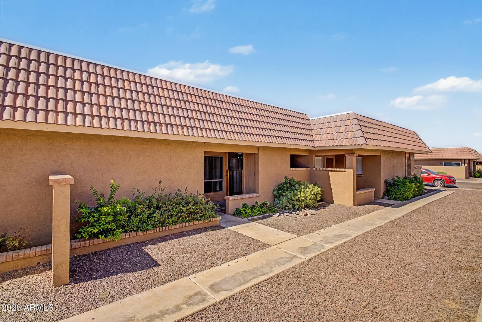 408 W PONTIAC Drive 6, Phoenix, AZ 85027 — photo 3 of 27