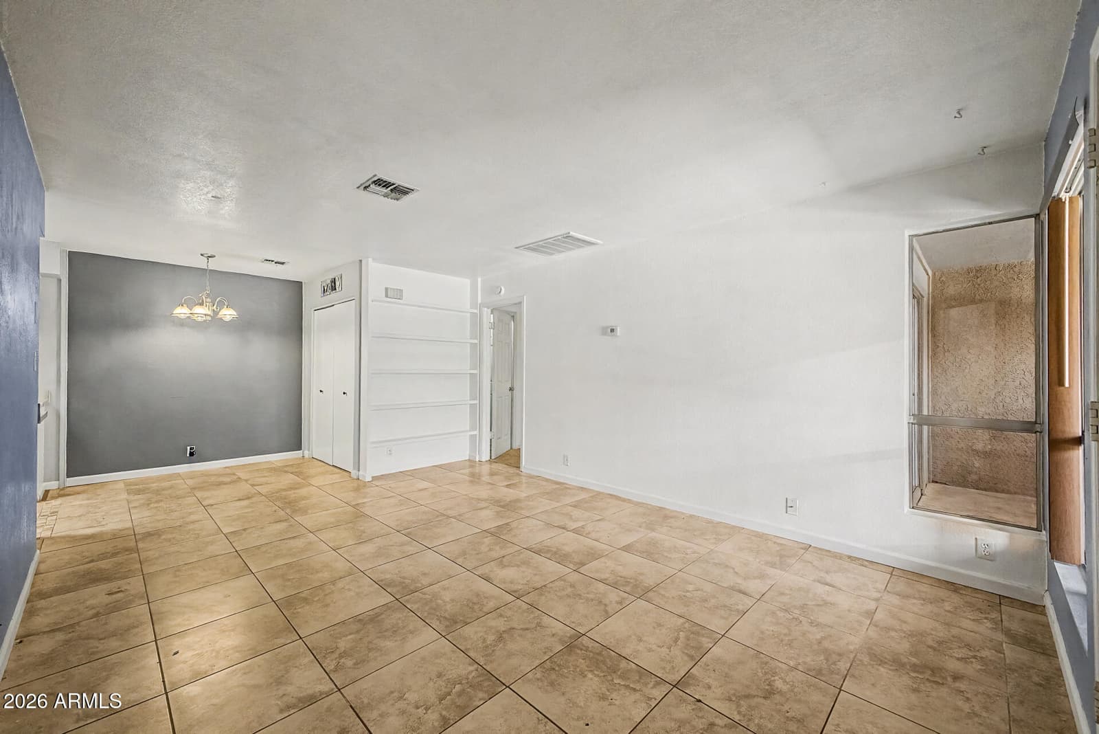 408 W PONTIAC Drive 6, Phoenix, AZ 85027 — photo 6 of 27