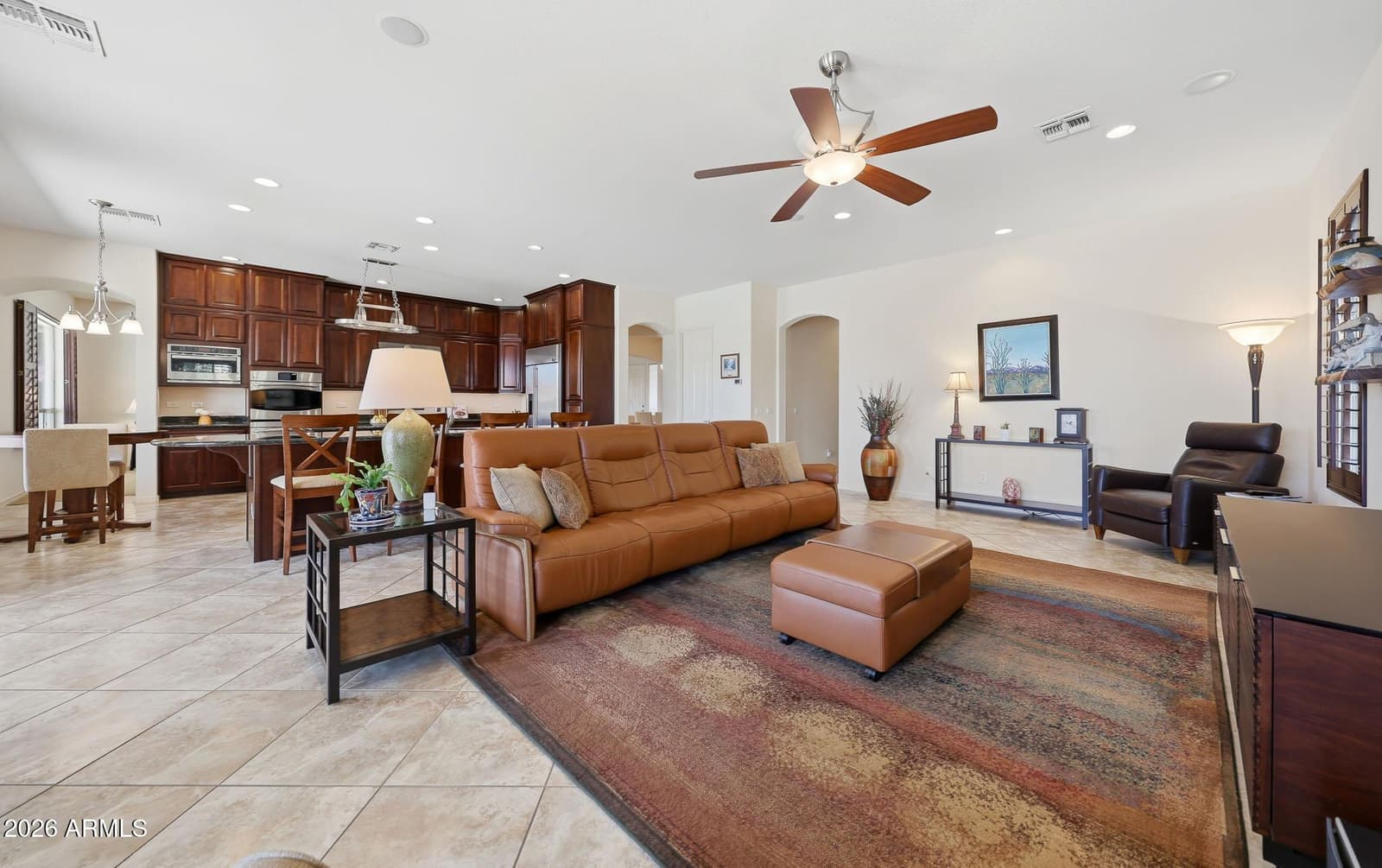 1513 W BRAMBLE BERRY Lane, Phoenix, AZ 85085 — photo 10 of 60