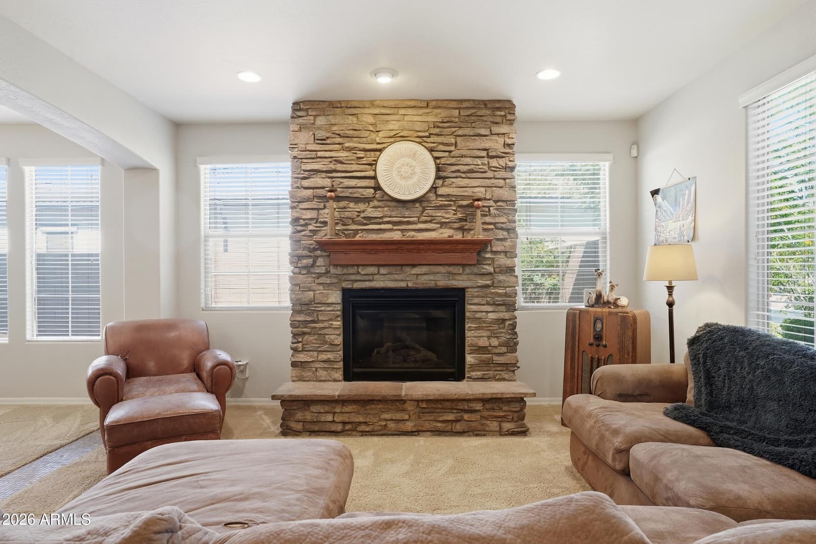 1917 E AZALEA Court, Gilbert, AZ 85298 — photo 4 of 67