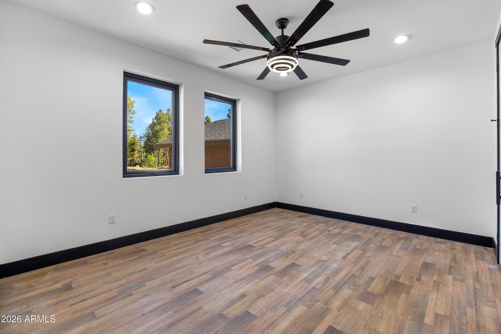 2701 W VILLA Loop, Show Low, AZ 85901 — photo 7 of 29
