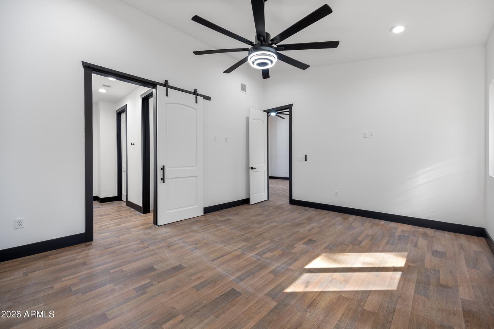 2701 W VILLA Loop, Show Low, AZ 85901 — photo 8 of 29