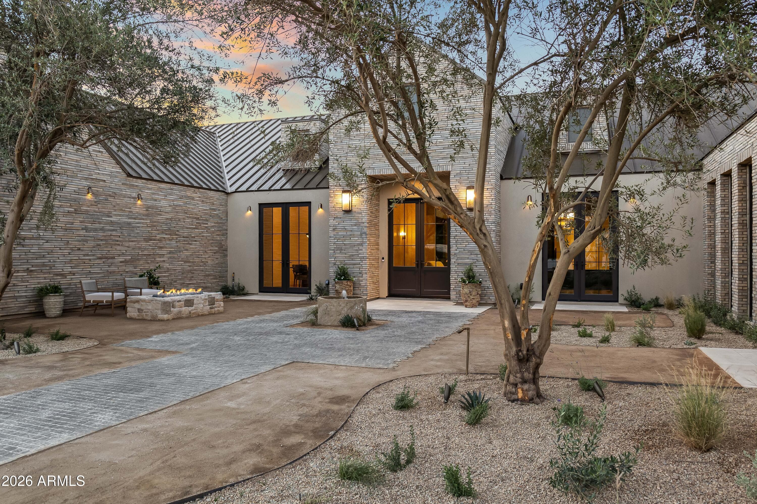 5402 E LAFAYETTE Boulevard, Phoenix, AZ 85018 — photo 2 of 30