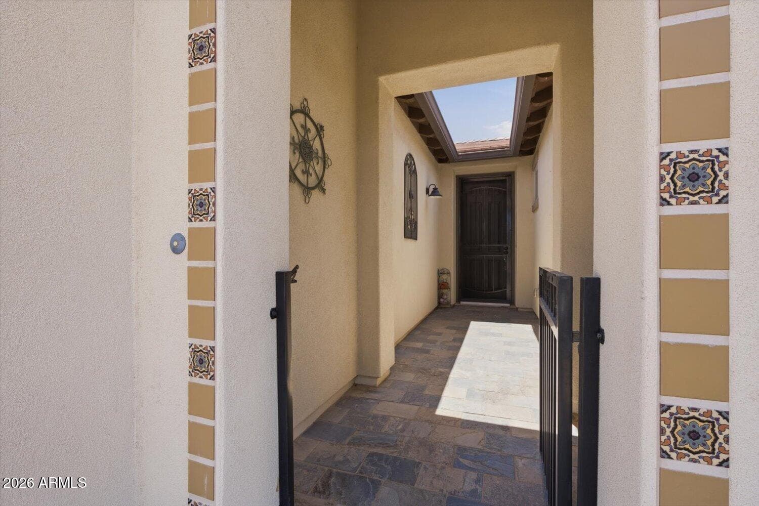 557 E LADDOOS Avenue, San Tan Valley, AZ 85140 — photo 4 of 28