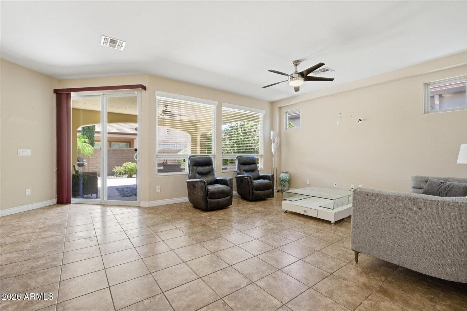 557 E LADDOOS Avenue, San Tan Valley, AZ 85140 — photo 5 of 28