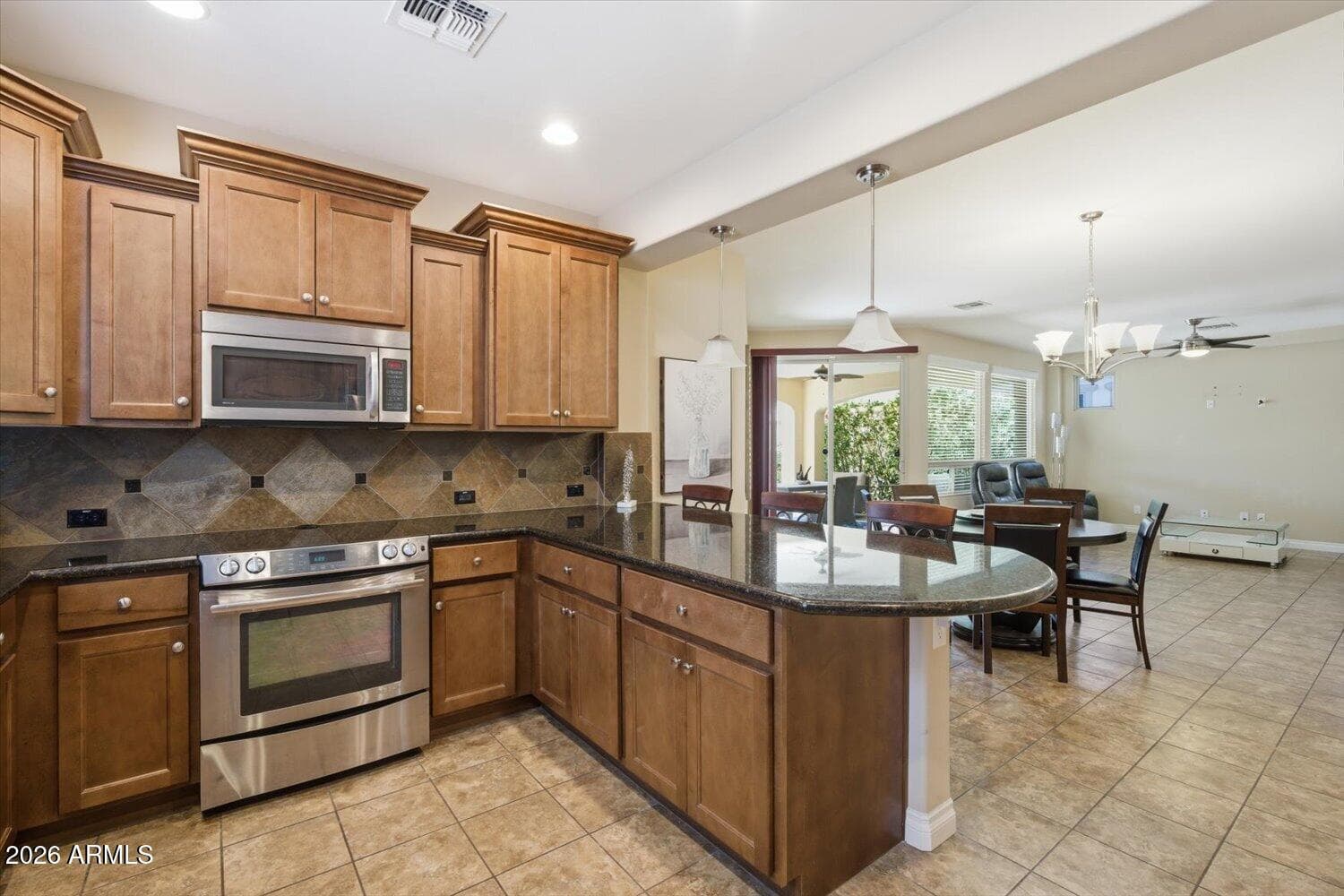 557 E LADDOOS Avenue, San Tan Valley, AZ 85140 — photo 13 of 28