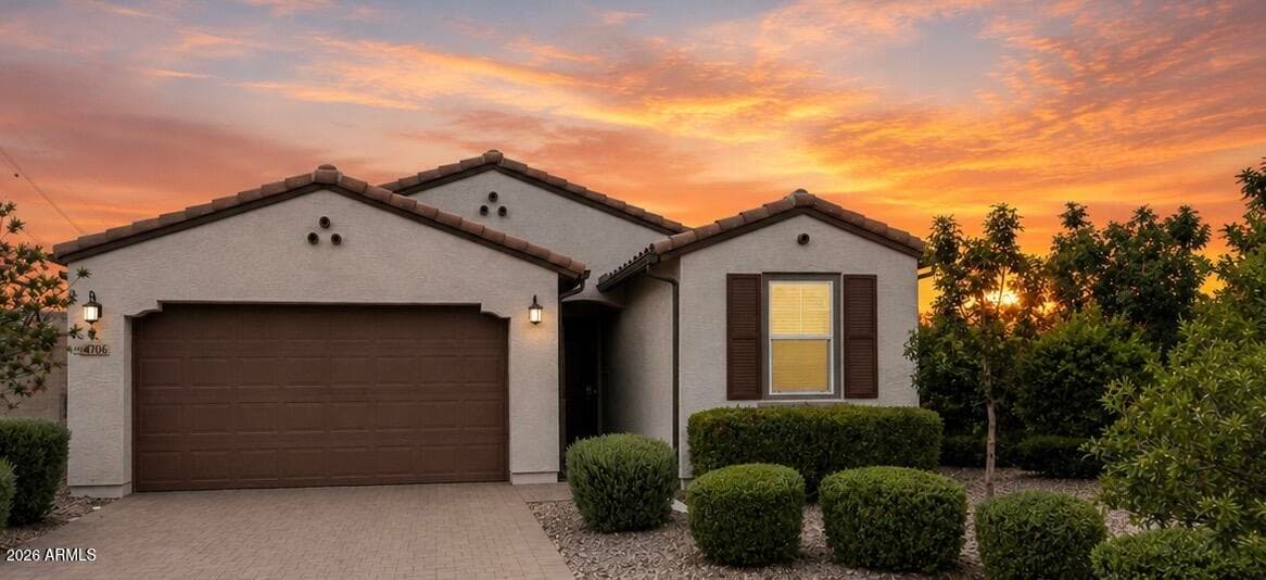 4706 S 127TH Drive, Avondale, AZ 85323 — photo 2 of 42