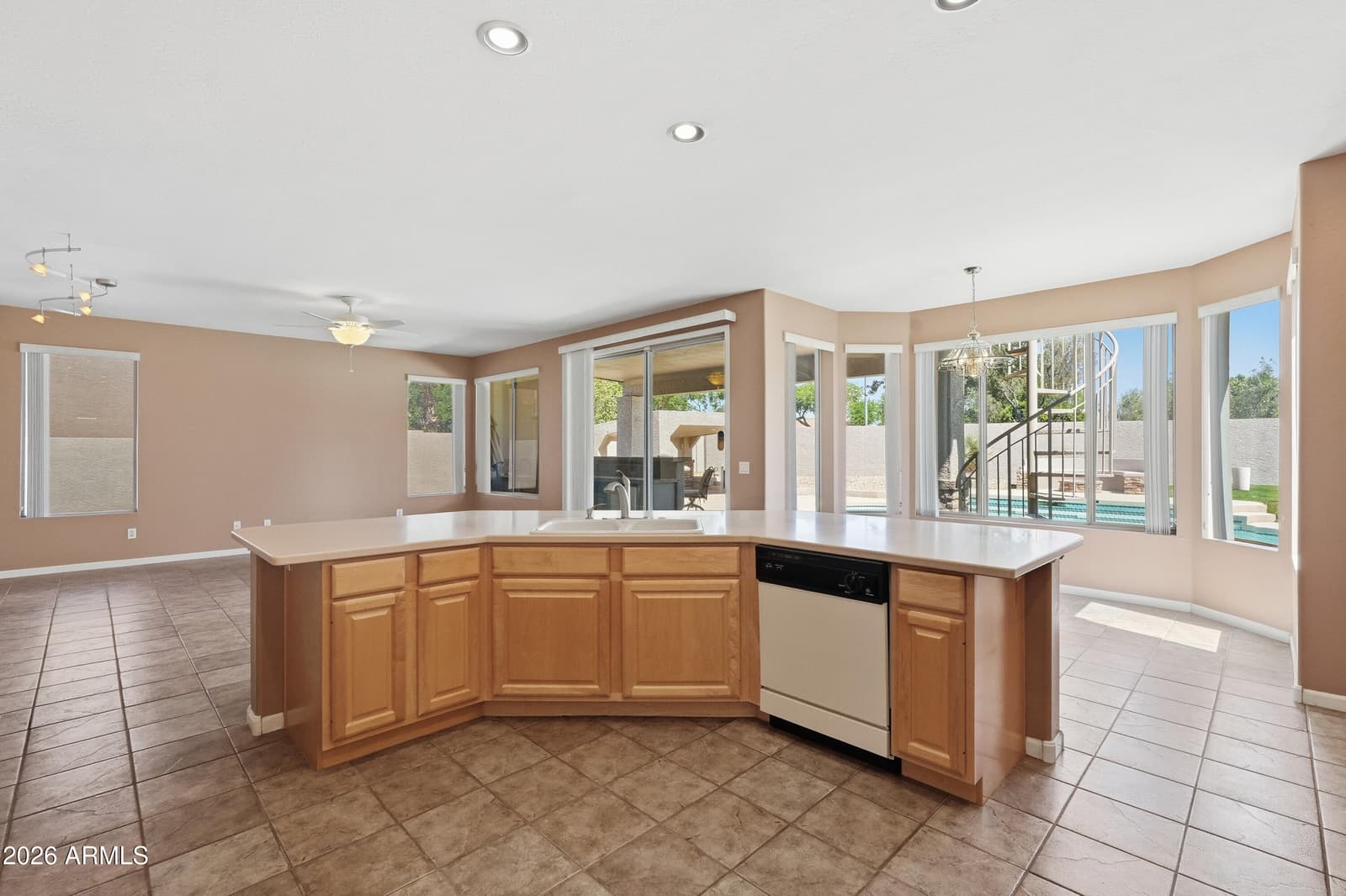 7220 W MELINDA Lane, Glendale, AZ 85308 — photo 17 of 64