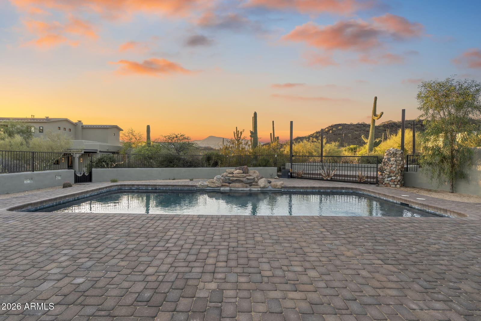 42327 N SIERRA VISTA Road, Cave Creek, AZ 85331 — photo 3 of 41