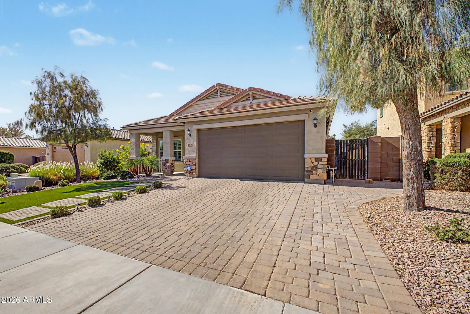 2694 E RUNAWAY BAY Place, Gilbert, AZ 85298 — photo 6 of 45