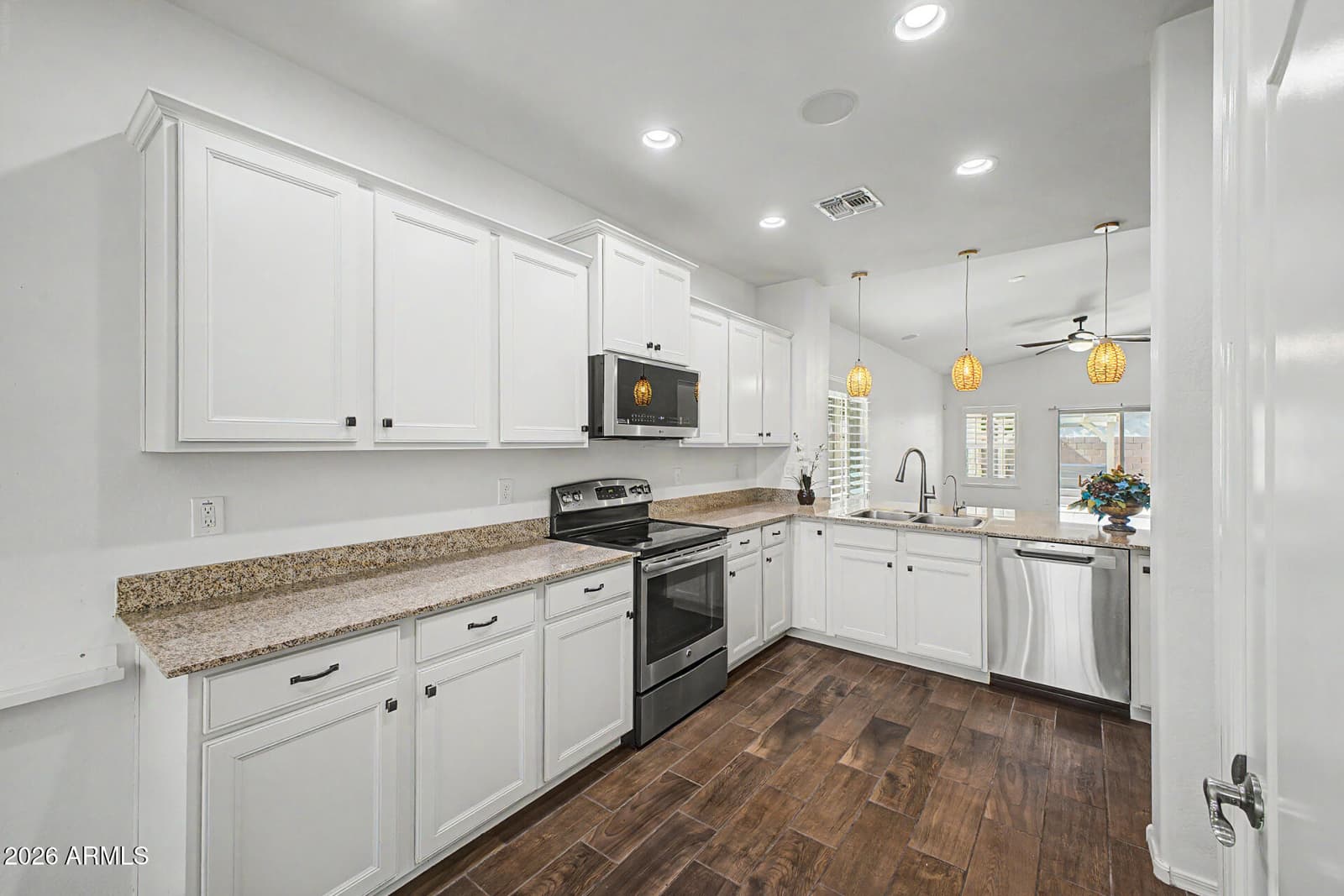 2694 E RUNAWAY BAY Place, Gilbert, AZ 85298 — photo 14 of 45