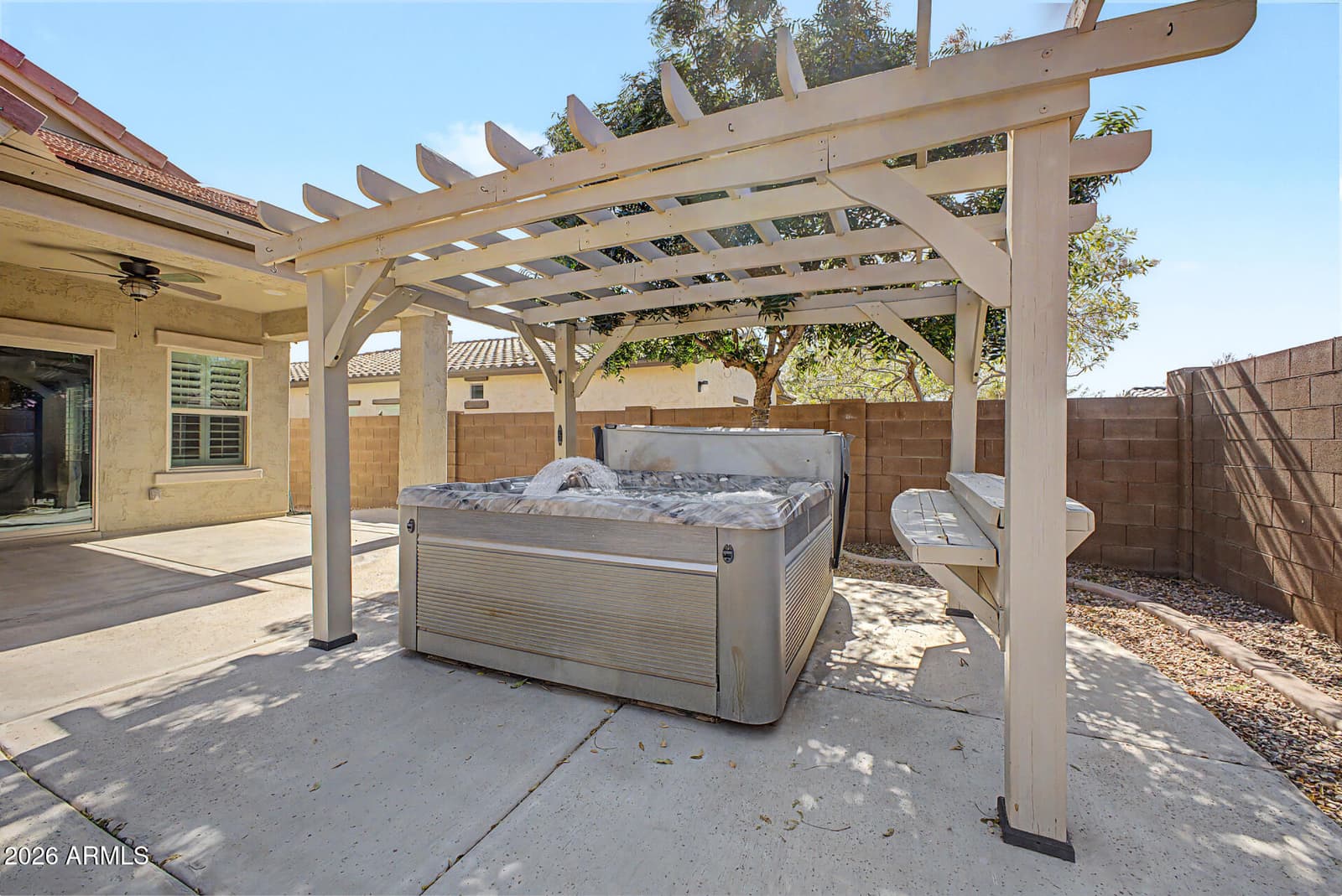 2694 E RUNAWAY BAY Place, Gilbert, AZ 85298 — photo 32 of 45
