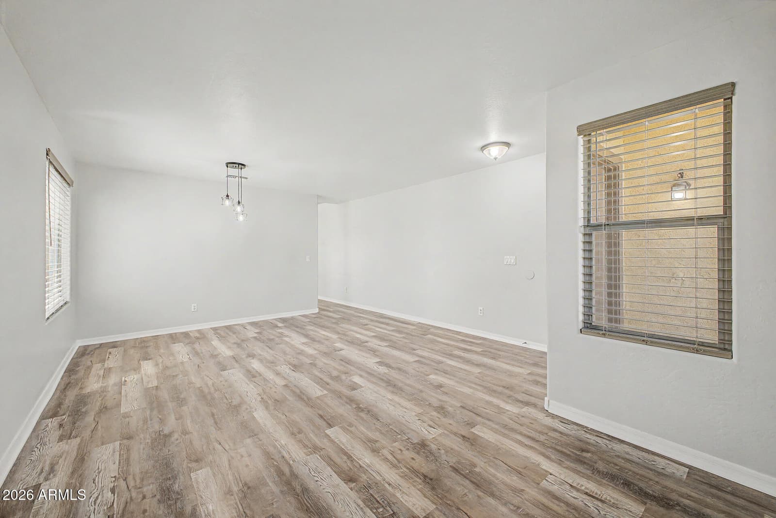 33876 N WINDMILL Run, San Tan Valley, AZ 85144 — photo 2 of 20