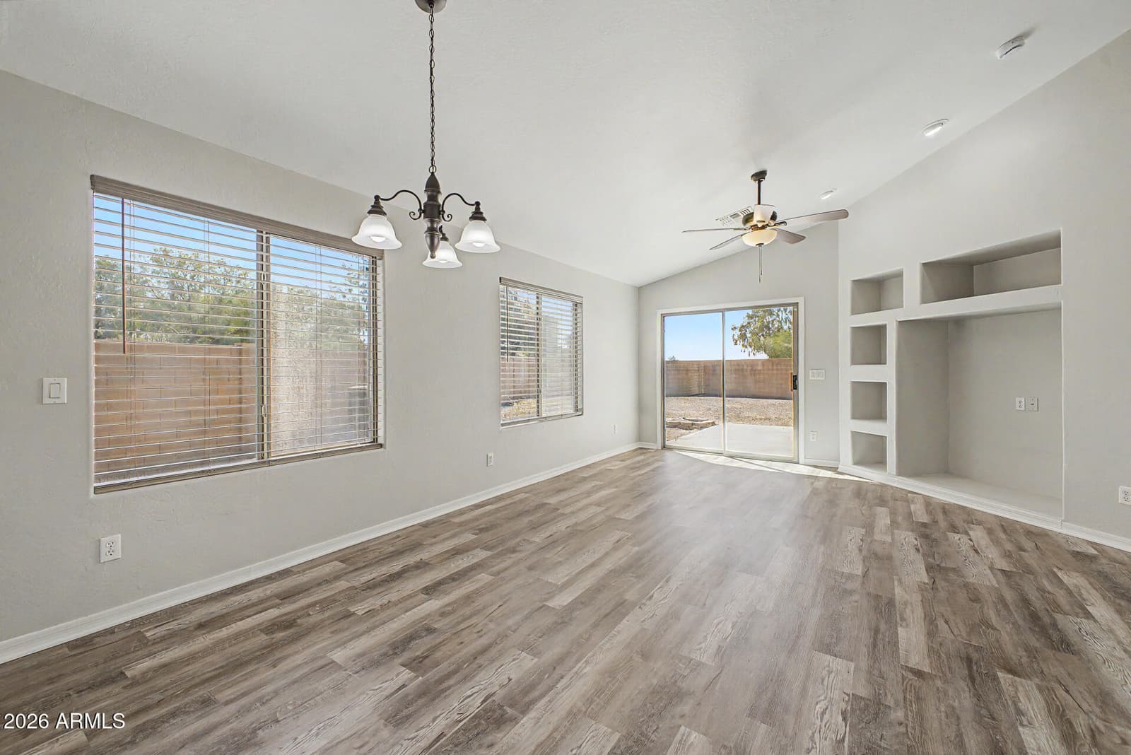 33876 N WINDMILL Run, San Tan Valley, AZ 85144 — photo 7 of 20