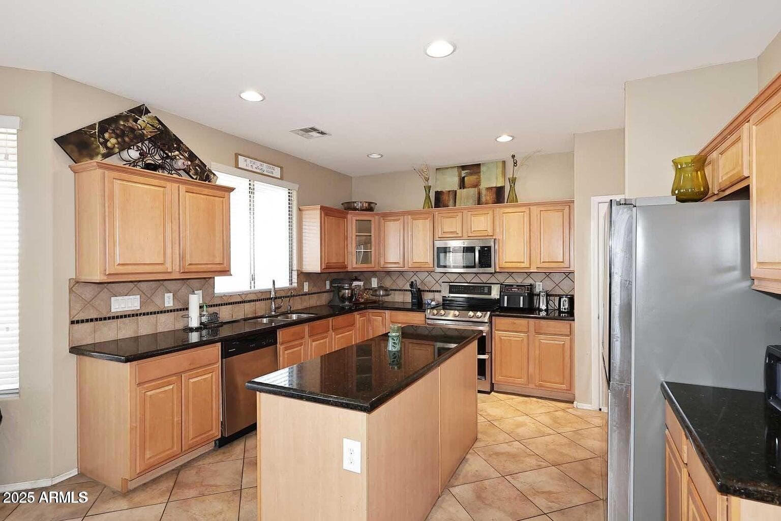 1765 N AGAVE Street, Casa Grande, AZ 85122 — photo 10 of 40