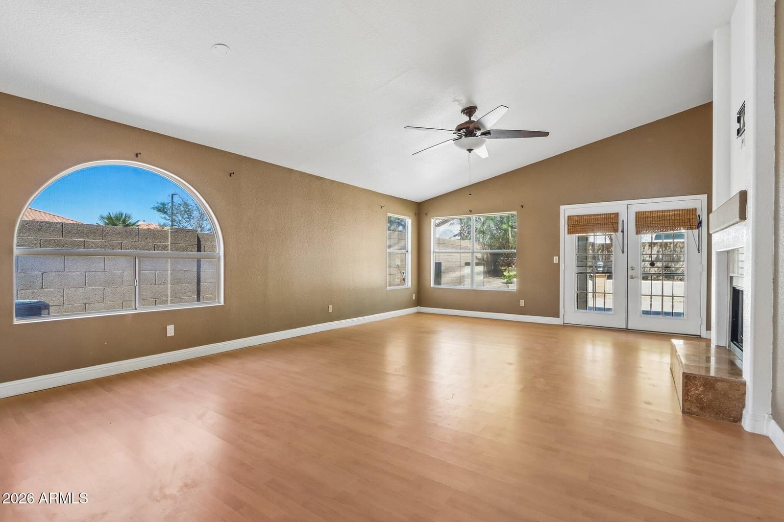 10177 S Hacienda Drive, Goodyear, AZ 85338 — photo 11 of 44