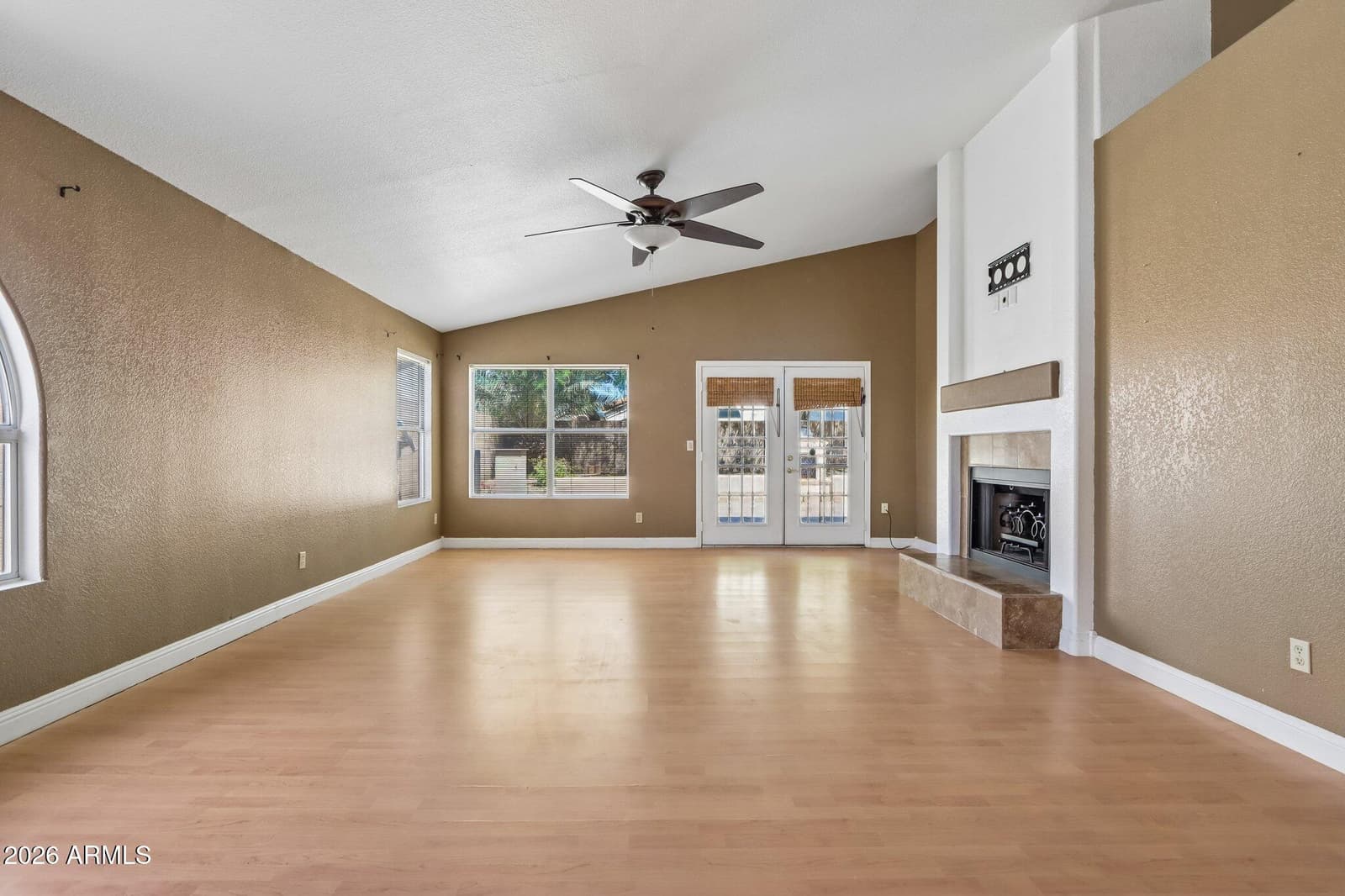 10177 S Hacienda Drive, Goodyear, AZ 85338 — photo 12 of 44